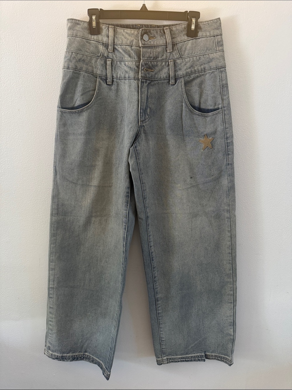 Light Blue Straight Men’s Jeans with Star Detail